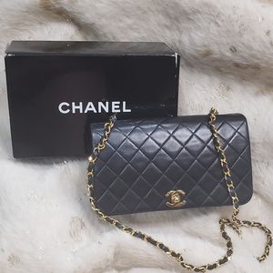 Vintage Chanel Small Single Flap in Black Lambskin